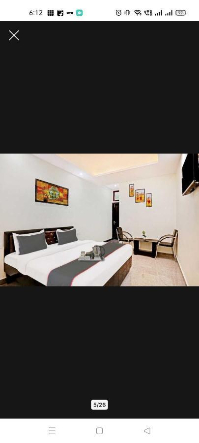 Hotel O K R Resdiancy Near Botanic Garden Of Indian Republic 诺伊达 外观 照片